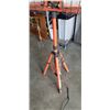 Image 2 : DOUBLE TRIPOD WORKLIGHT