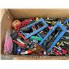 Image 2 : TRAY OF ASSORTED HAND TOOLS