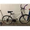 Image 1 : BLACK AND WHITE ALLEGRO BIKE