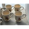 Image 2 : MAGENTA VINTAGE HOLIDAY COLLECTION TEA SET