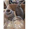 Image 2 : BOX OF DECANTERS 2 VASES AND DECOR PIECES