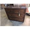 Image 1 : HEKMAN 3 DRAWER DRESSER