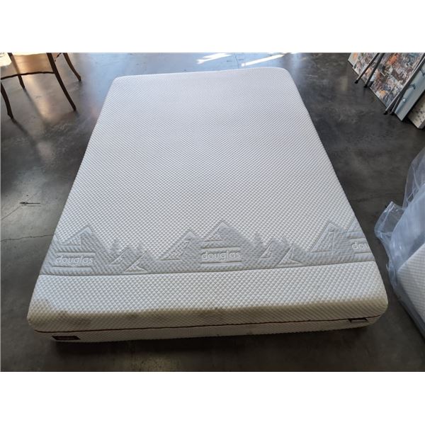 AS NEW DOUGLAS ORIGINAL MATTRESS, DOUBLE SIZE, RETAIL $799