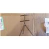 Image 2 : VIVO DARK WALNUT EASEL STUDIO TV STAND