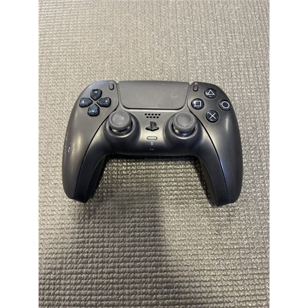 PS5 BLACK DUALSENSE WIRELESS CONTROLLER - TESTED WORKING, RETAIL $94