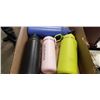 Image 2 : LULULEMON WATERBOTTLES, ASSORTED SIZE AND COLOR