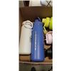Image 3 : LULULEMON WATERBOTTLES, ASSORTED SIZE AND COLOR