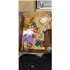 Image 1 : TRAY OF KNICK KNACKS