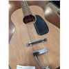Image 2 : CANORA  A101B ACCOUSTIC GUITAR