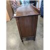 Image 8 : ANTIQUE 3 DRAWER DRESSER AND WHITE SEWING MACHINE CASE WITH TREADLE BASE