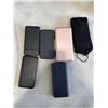 Image 1 : 6 LARGE ASSORTED PORTABLE POWER BANKS