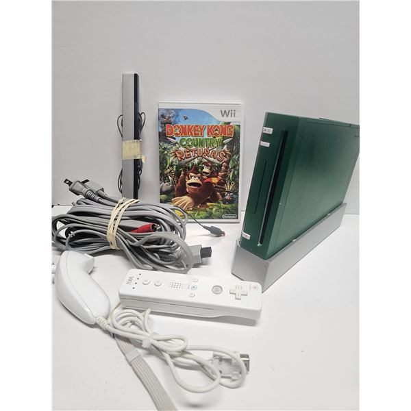 AWESOME CUSTOM PAINTED GREEN NINTENDO WII BUNDLE