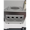 Image 3 : NINTENDO GAMECUBE PLATINUM CONSOLE BUNDLE