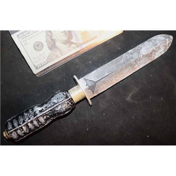 AQUAMAN MANTA RAY KNIFE HEAVILY USED SUPER HERO