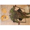 Image 2 : NO RESERVE BERMUDA ISLAND BLOODY CREATURE DEMON MONSTER COSTUME C