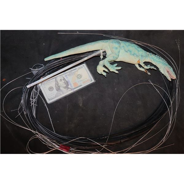 LAND OF THE LOST 1991 ALLOSAURUS ANIMATRONIC PUPPET