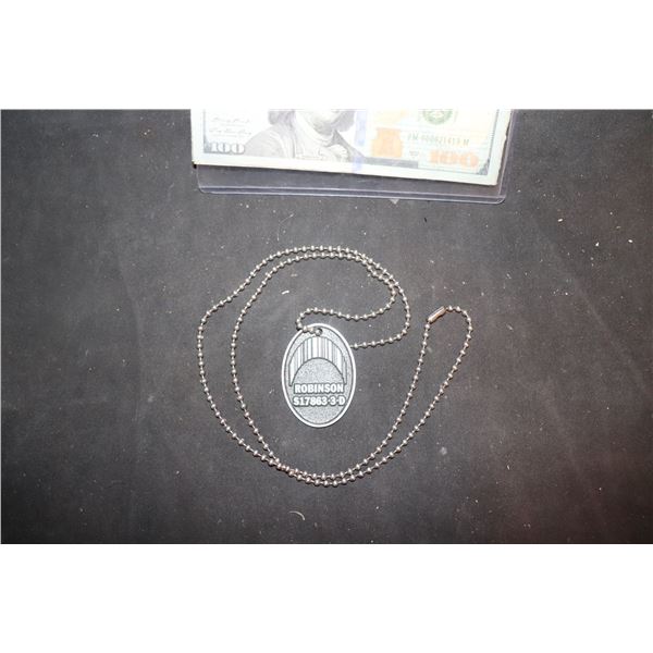 LOST IN SPACE 1998 JOHN ROBINSON DOG TAG HE GIVES TO WILL BEFORE DEATH SCREEN USED