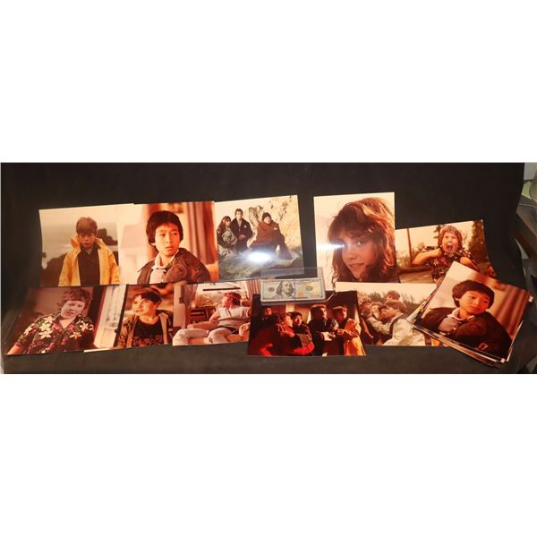 NO RESERVE THE GOONIES LOT OF ORIGINAL PUBLICITY SHOTS NUMBERED