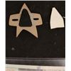 Image 2 : STAR TREK TNG ERA VOYAGER COMM BADGE SCREEN USED FROM THE GREG JEIN COLLECTION