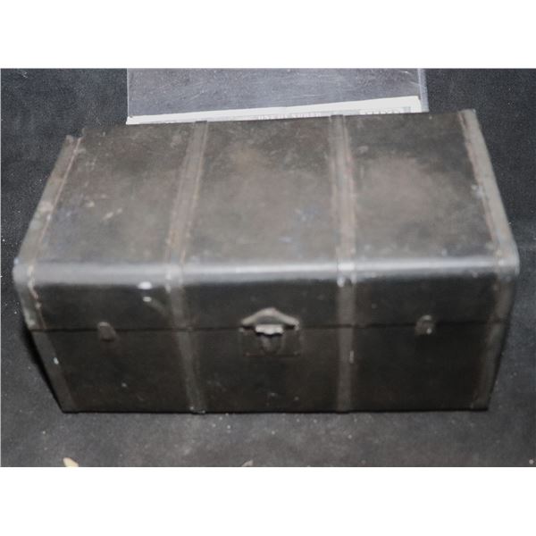 TITANIC MINIATURE FIRST CLASS SEA CHEST