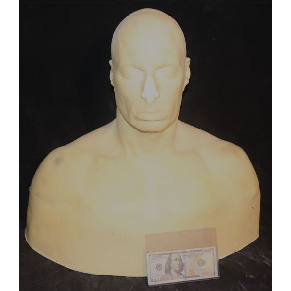 ZZ SCULPTING & DISPLAY FULL HEAD BUST KEEPER QUALITY E