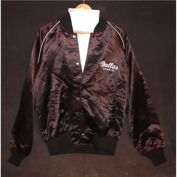 DALLAS YEAR 12 PRODUCER JACKET CAST & CREW GIFT