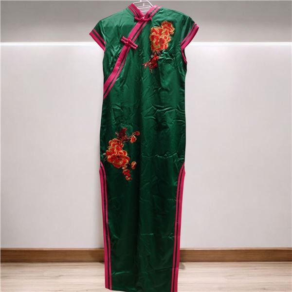 Green Chinese Apparel Size L