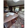 Image 18 : HOLIDAY TRAVEL TRAILER : 2014 Evergreen Sun Valley : 32ft : Bumper Pull : One-Slide Out