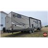 Image 5 : HOLIDAY TRAVEL TRAILER : 2014 Evergreen Sun Valley : 32ft : Bumper Pull : One-Slide Out