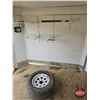 Image 12 : 4-PLACE ENCLOSED SLED TRAILER : 2005 United Expressline