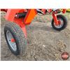Image 14 : KUHN SPEEDRAKE : SR 112 GII (Orange) : 12 Wheel V Rake