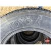 Image 3 : TOYO Tires (4) : P215/60R14