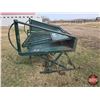 Image 3 : HI-HOG Calf Tipping Table (60"H x 52"W x 60"L)