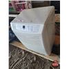 Image 2 : Goldstar Dehumidifier (21"H x 15"W x 13"D)
