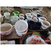 Image 9 : Pallet Lot - Kitchen Grouping : Sauce Warmer; Salad Spinner; Bakeware; Mugs; Travel Mugs; Tumblers; 