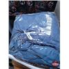 Image 7 : Pallet Lot: (3) Totes Blankets + Suitcase