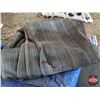 Image 3 : Pallet Lot: Truck Floor Mats; Camping Matt; Tarp