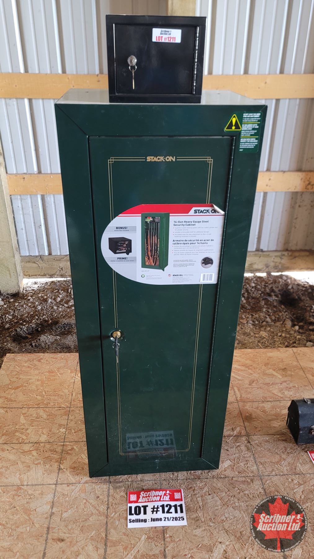 STACK-ON Gun Cabinet (w/Key) & Ammo Safe (w/Key) (w/Contents)