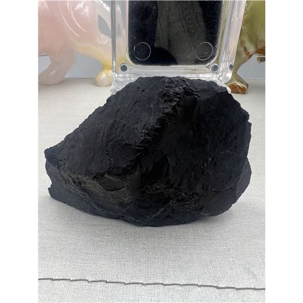 3.78 BLACK ROUGH SHUNGHITE