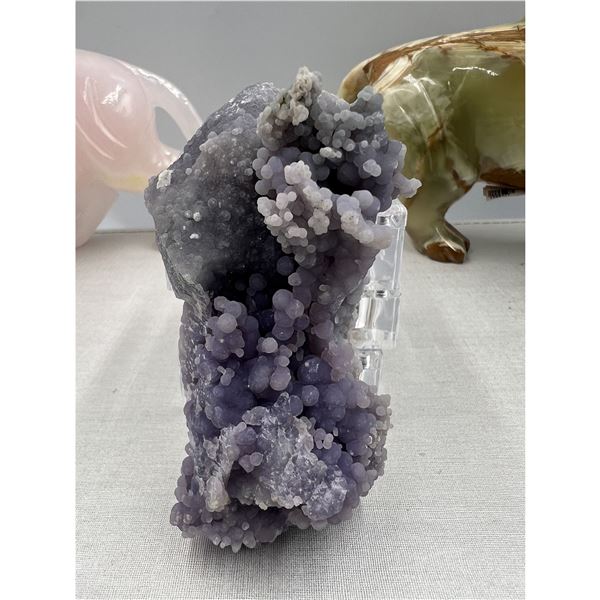 3.7 INCH GENUINE GRAPE AGATE SPECIMEN ( VERY BEAUTIFUL)