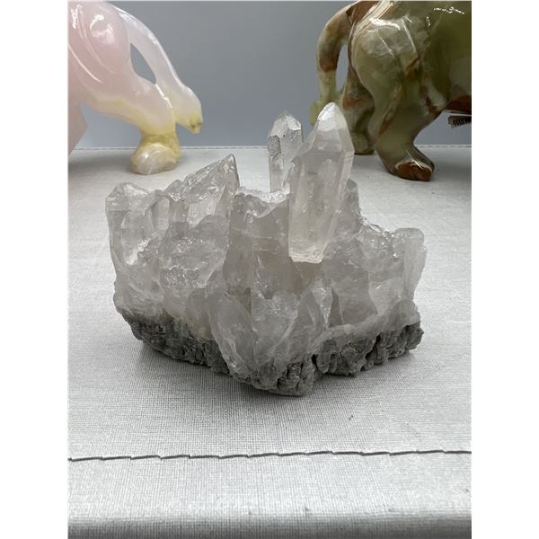 2.9 INCH UNIQUE CLEAR QUARTZ FORMATION