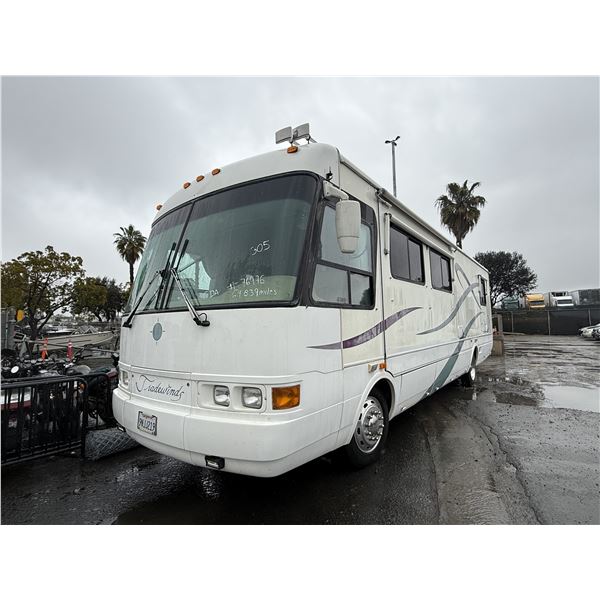 2000 Freightliner XC Chassis