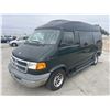 Image 1 : 2000 Dodge Ram Van