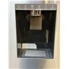 Image 9 : Bosch - French Door Bottom Mount 36'' Brushed steel anti-fingerprint - Model: B36CD50SNS - Retails: 