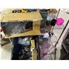 Image 1 : x2 Shelf - Heco Reflex 100 speakers, electrical supplies (Plugs, etc.), glassware, books, etc.