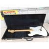 Image 15 : Applause Electric Guitar with Case 