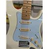 Image 5 : Applause Electric Guitar with Case 