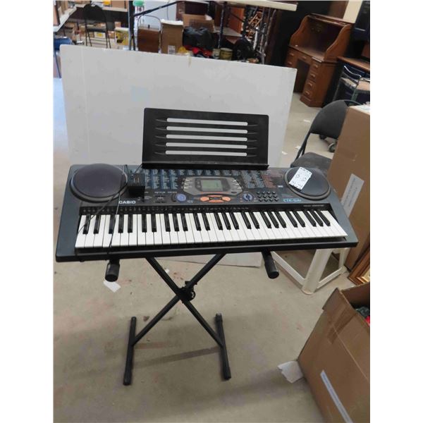 Casio CTK-541 Keyboard with 100 Song Bank and