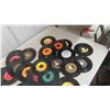 Image 2 : 45s Records : Mainly Country Music 