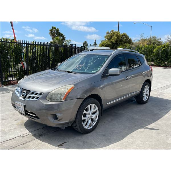 NISS ROGUE 2011 T-DONATION